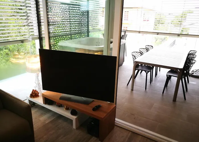 Laura - Appartement Torri Del Benaco