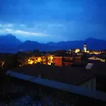 Laura - Torri Del Benaco