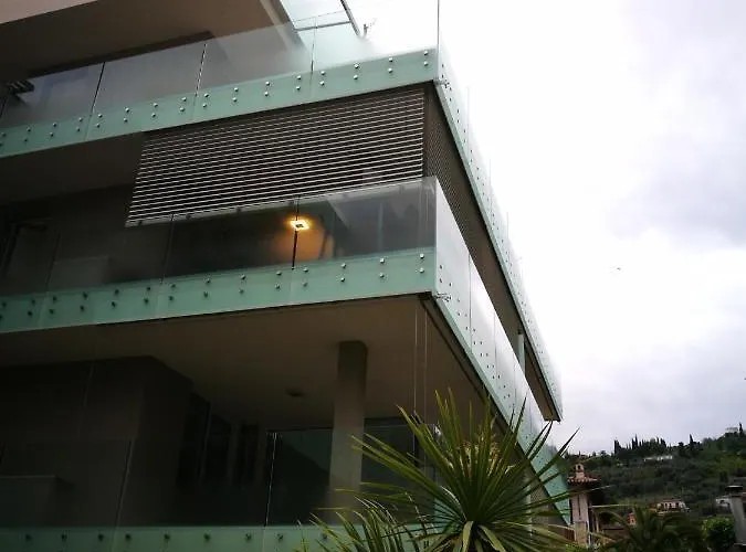 Apartamento Laura - *